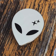 Load image into Gallery viewer, Alien Enamel Pin