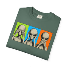 Load image into Gallery viewer, Alien See Hear Speak No Evil T-Shirt
