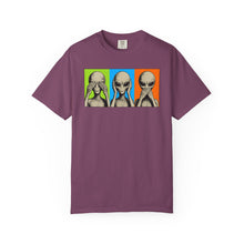 Load image into Gallery viewer, Alien See Hear Speak No Evil T-Shirt
