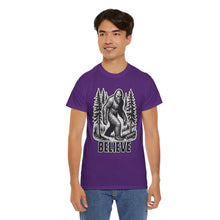 Load image into Gallery viewer, Unisex Bigfoot Believe Heavy Cotton Tee
